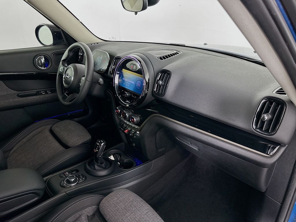 Thumbnail: 2023 MINI Cooper Countryman - 30