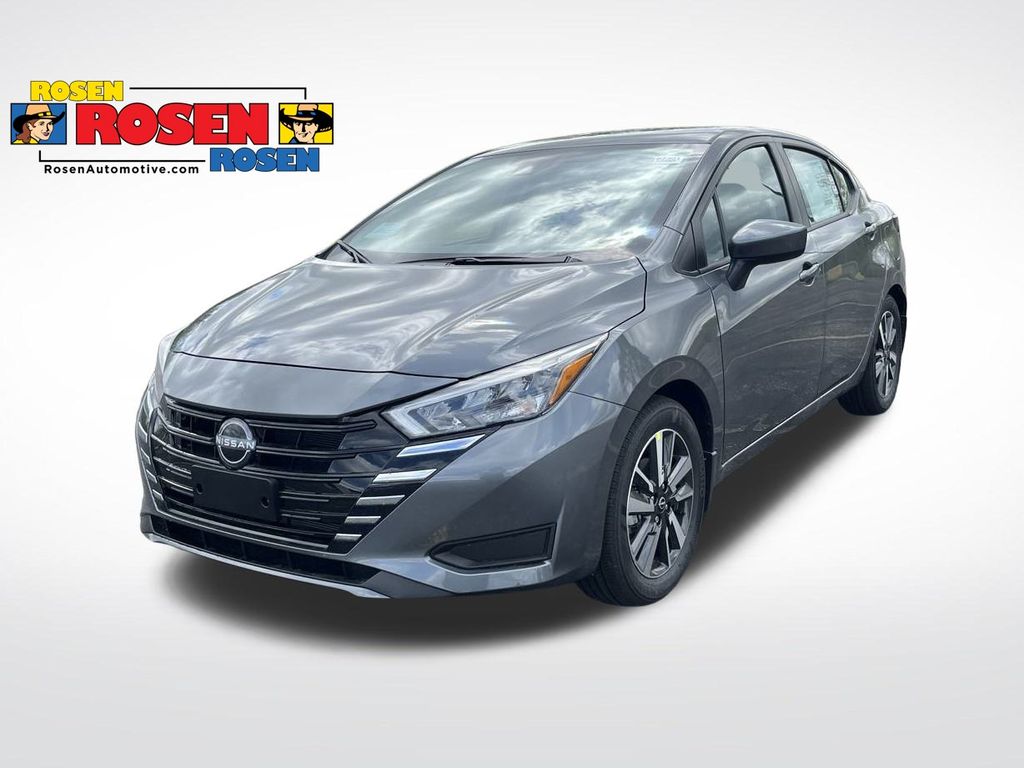 2025 Nissan Versa 1.6 SV images