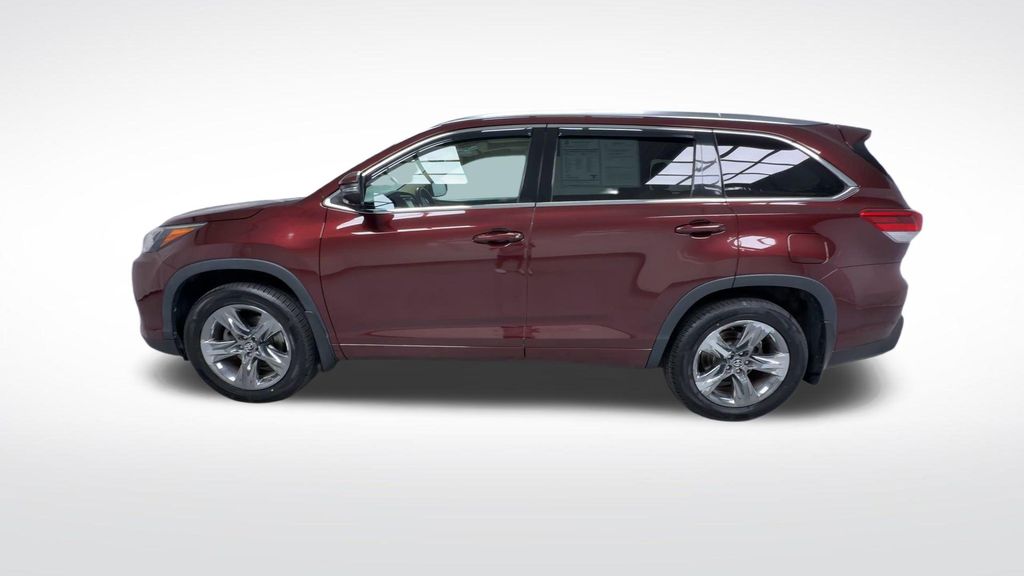 Used 2018 Toyota Highlander SUV