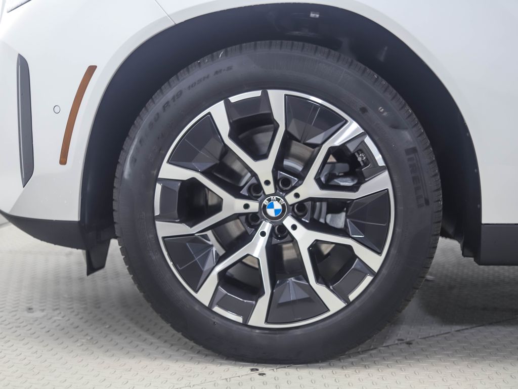Thumbnail: 2026 BMW X3 - 2