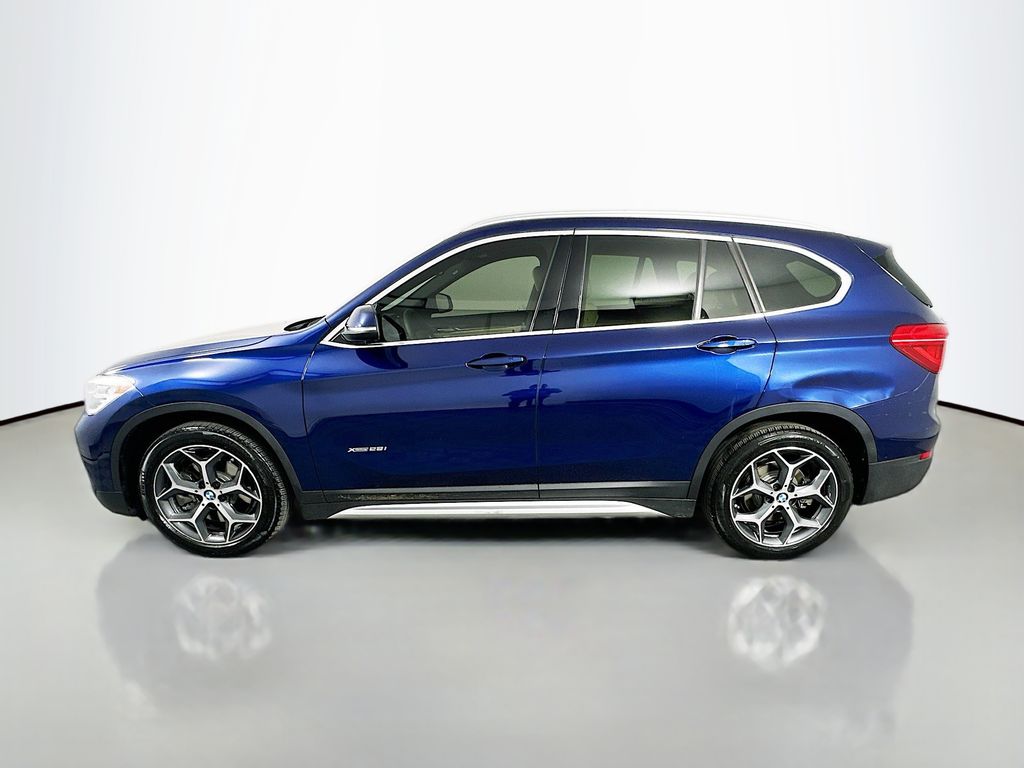 Thumbnail: 2016 BMW X1 - 8