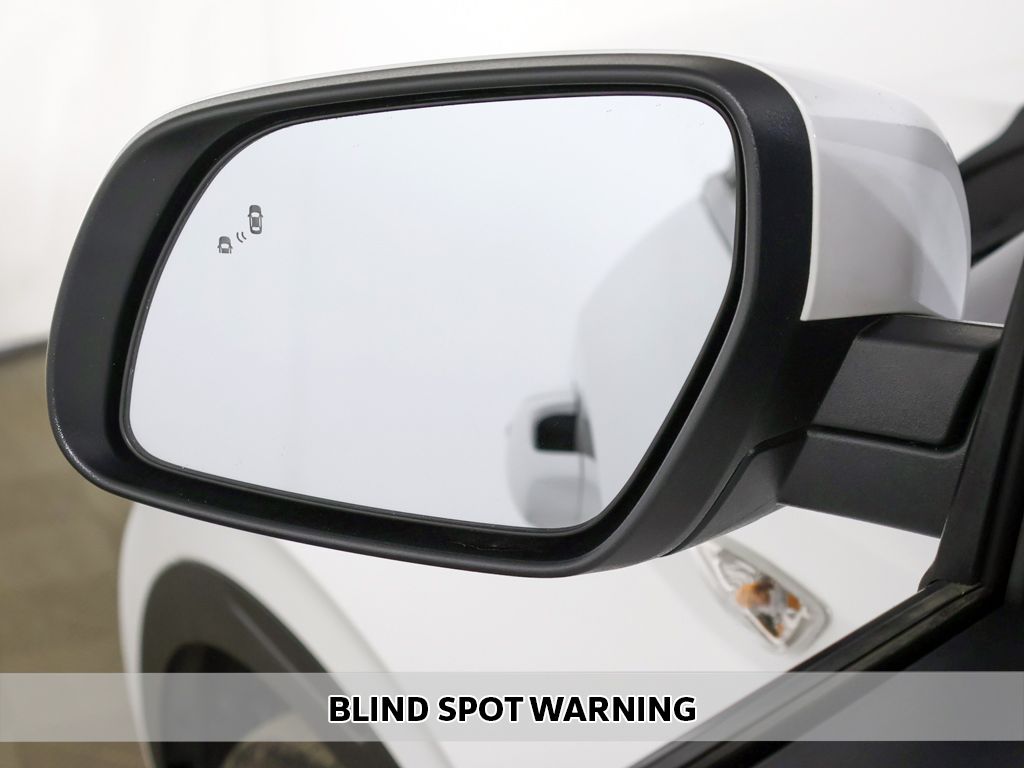 Used 2026 White Hyundai SEL image 4