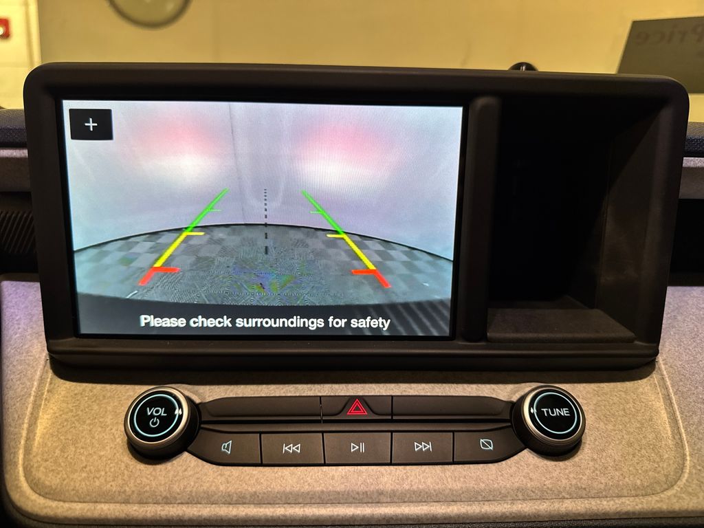 Certified Used 2023 Green Ford XLT image 27
