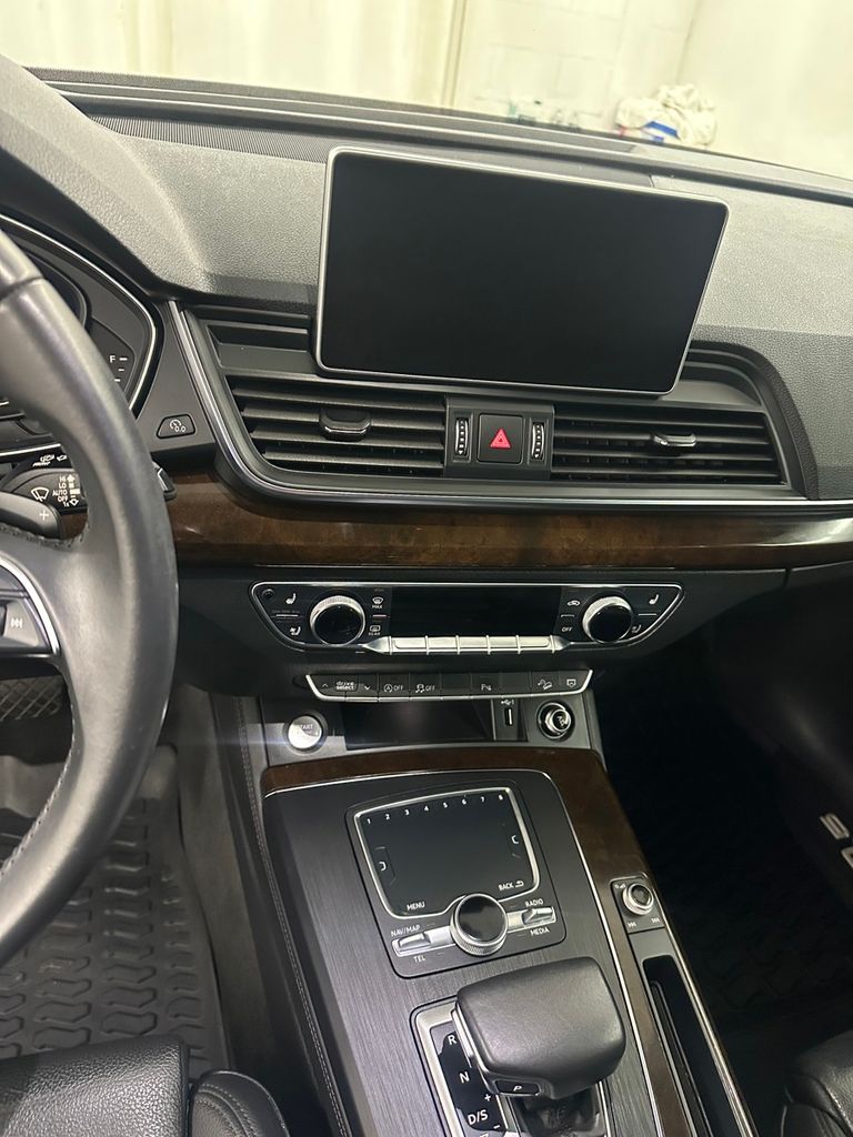 used 2019 Audi Q5 car, priced at $18,985
