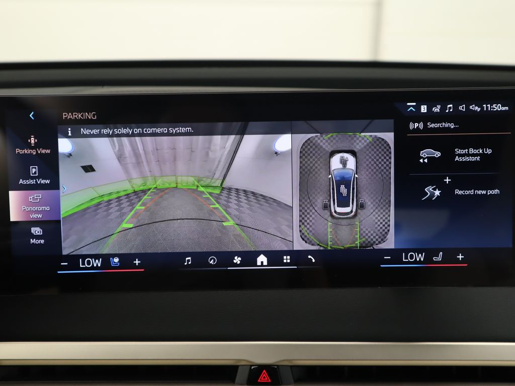 2025 BMW iX xDrive50 16