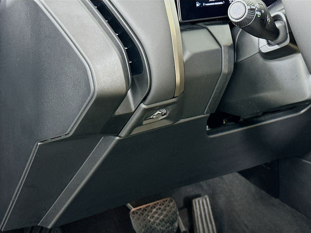 Thumbnail: 2025 BMW X3 - 10