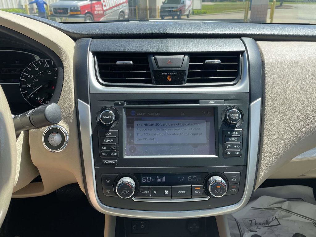 2016 Pearl White Nissan Altima 2.5 SL FWD Sedan