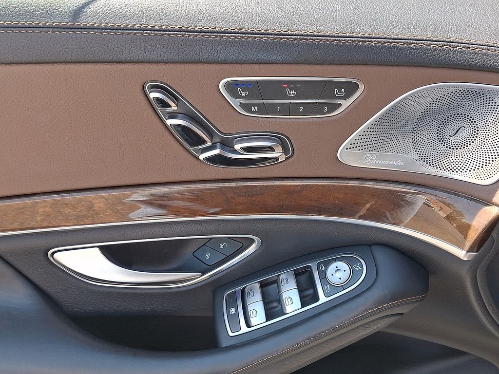 Thumbnail: 2014 Mercedes-Benz S-Class - 12
