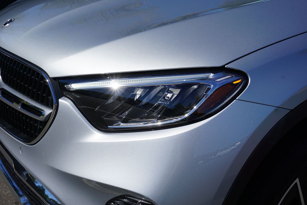 Thumbnail: 2026 Mercedes-Benz GLC - 11