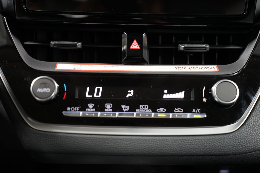 2025 Toyota Corolla LE 20