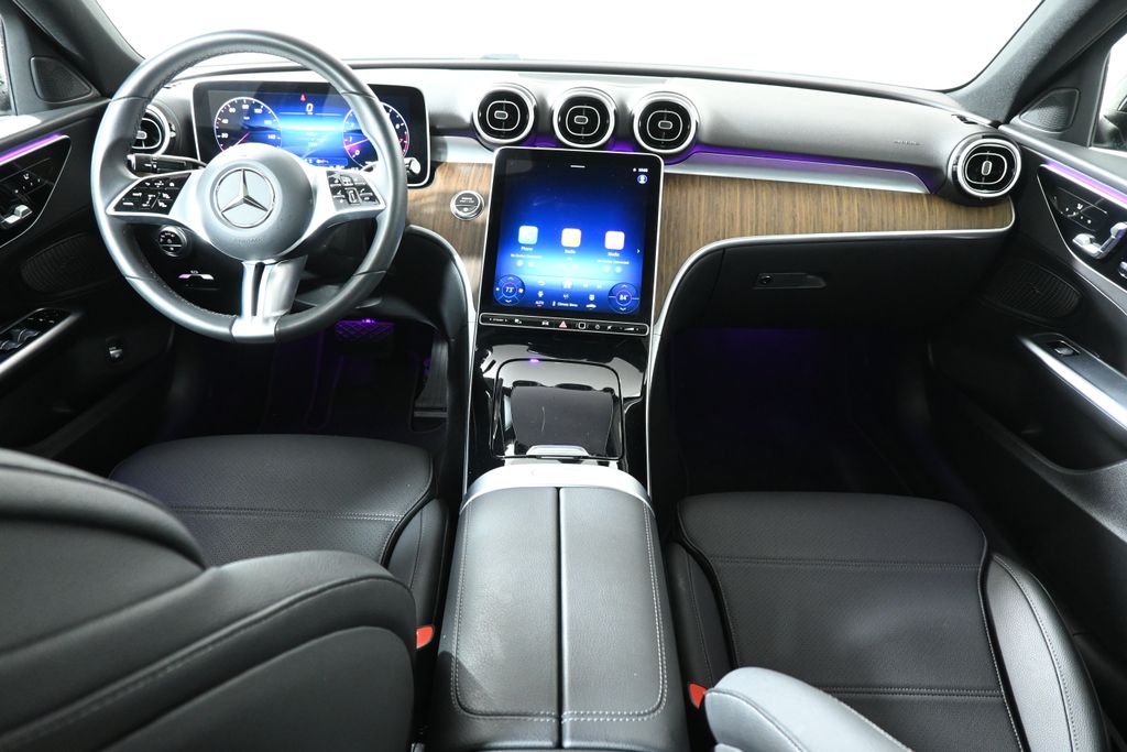 Thumbnail: 2025 Mercedes-Benz C-Class - 4