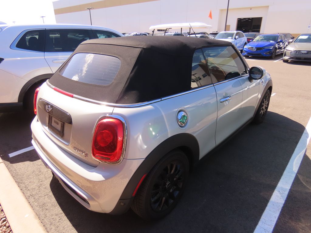 Thumbnail: 2018 MINI Cooper - 3