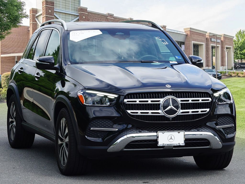 Thumbnail: 2025 Mercedes-Benz GLE - 3