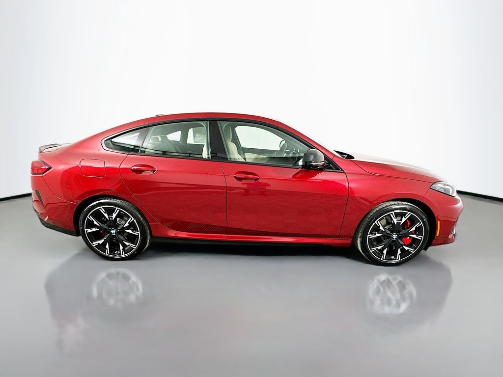 Thumbnail: 2026 BMW 2 Series - 4