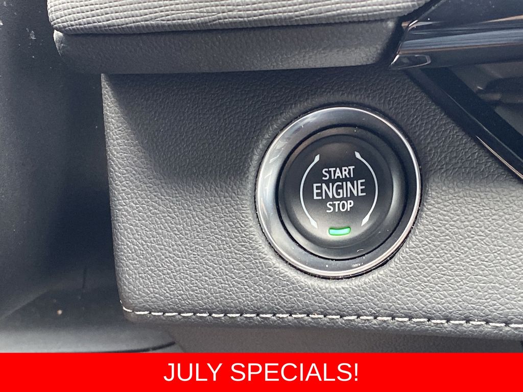 Used 2025 Buick Enclave SUV