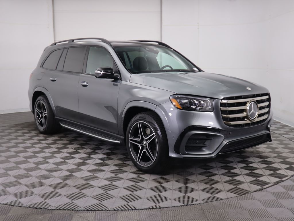 2025 Mercedes-Benz GLS 450 4MATIC 3