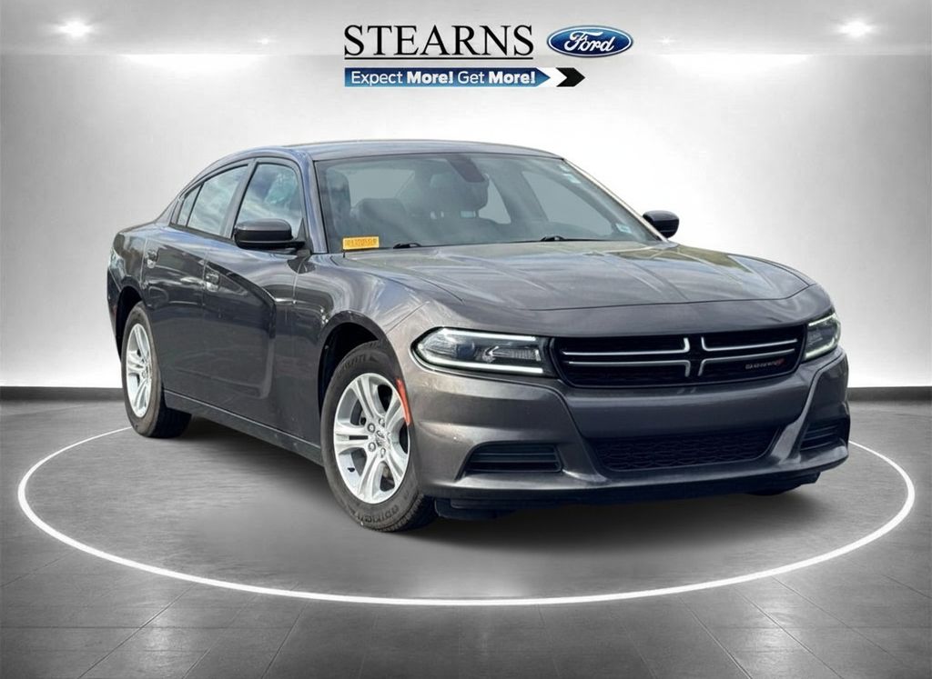 Silver 2015 Dodge Charger SE RWD Sedan Rear-Wheel Drive 8-Speed Automatic