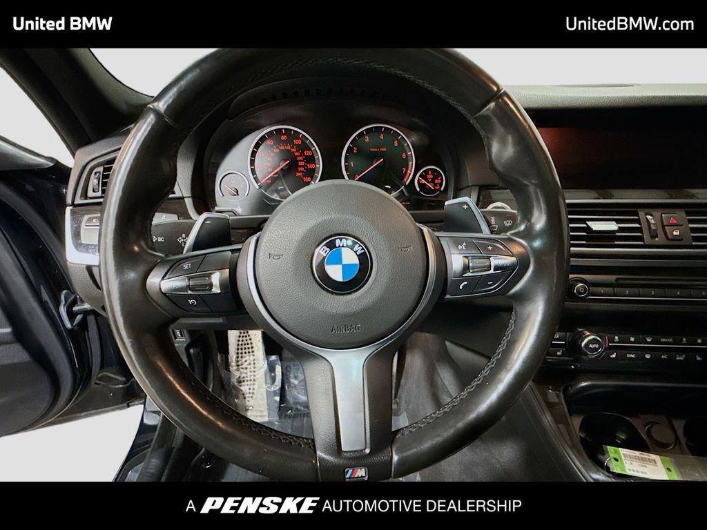 Thumbnail: 2016 BMW 5 Series - 6