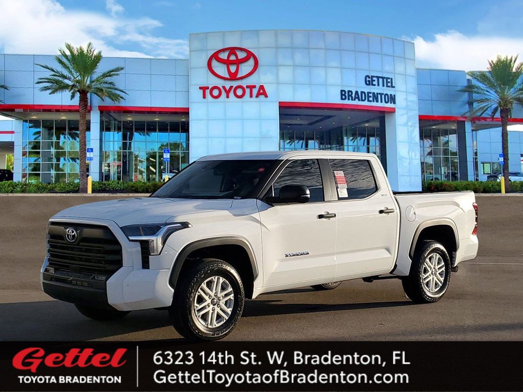 2025 Toyota Tundra SR5's photo