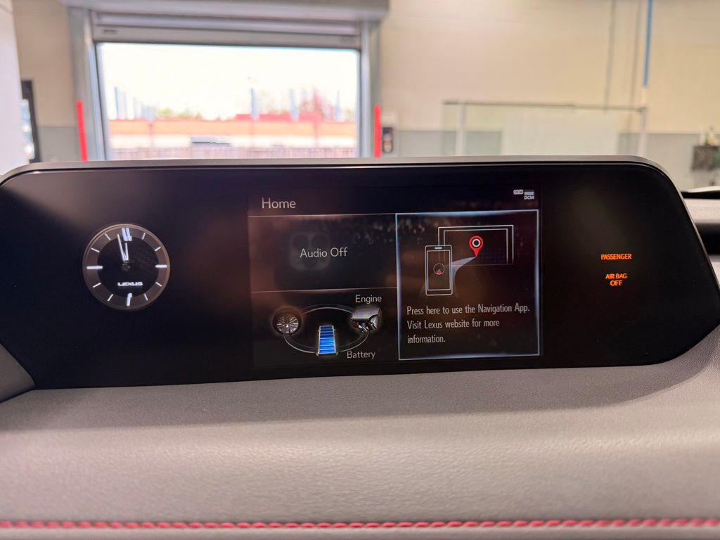 2021 Lexus UX 250h 16