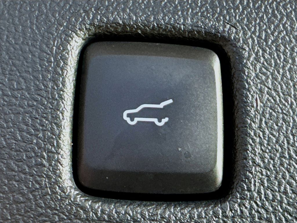 Used Car 2023 Ford Escape Hybrid  St-line Select For Sale Under $25,000 In Austin, Texas