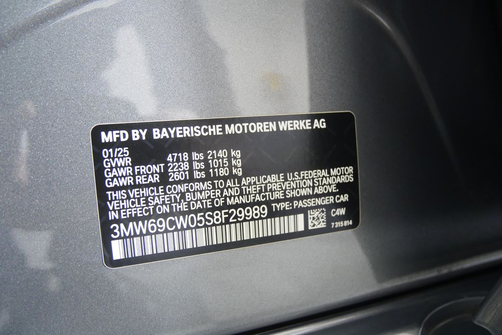 Thumbnail: 2025 BMW 3 Series - 32