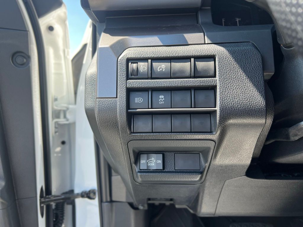 2025 Toyota Tacoma SR5 Double Cab photo 15