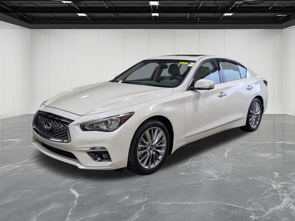 2023 INFINITI Q50 Luxe AWD