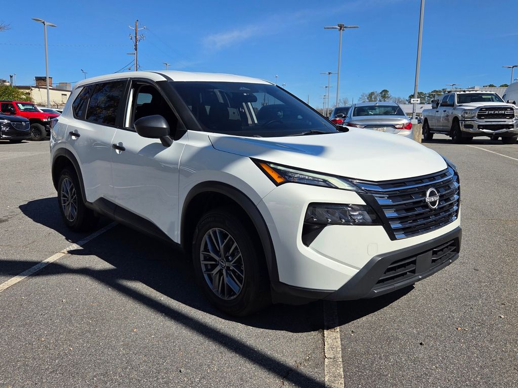 2024 Nissan Rogue S FWD
