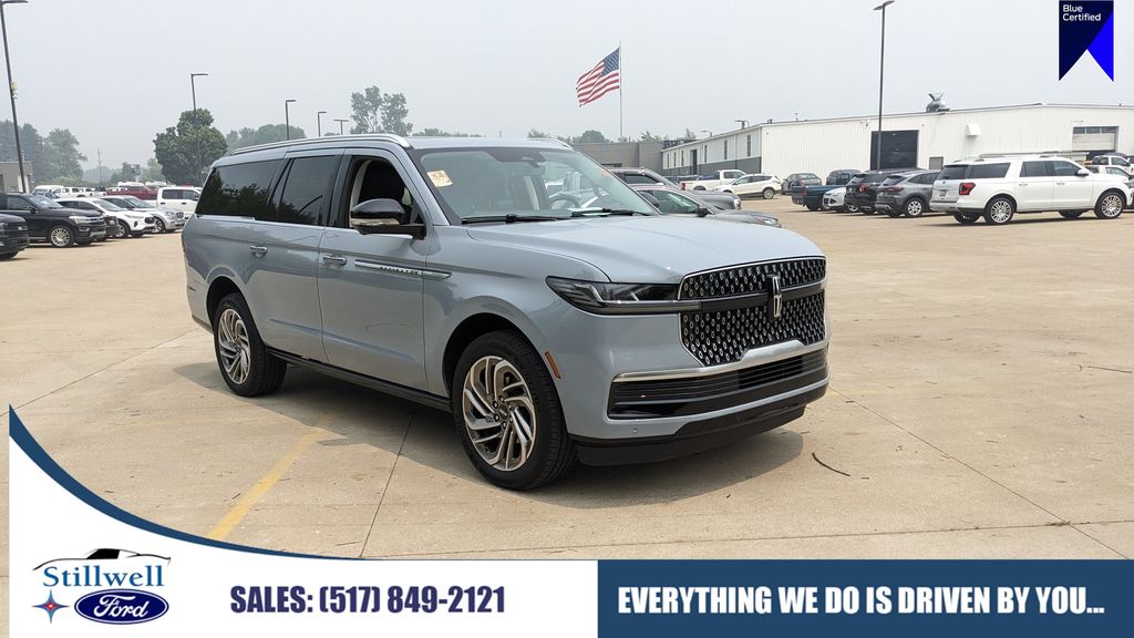 Gray Mist 2026 Lincoln Navigator SUV / Crossover Four-Wheel Drive Automatic