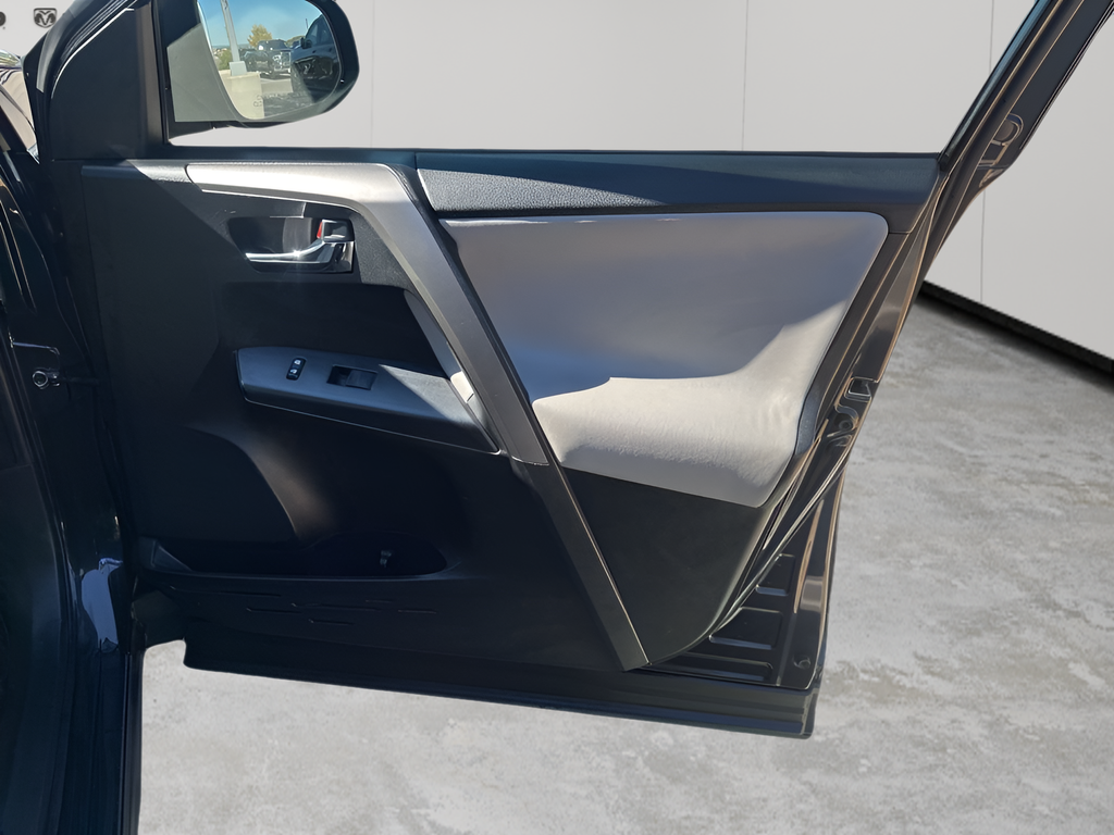 Used Car 2016 Toyota Rav4 Hybrid  Xle For Sale Under $15,000 In Austin, Texas