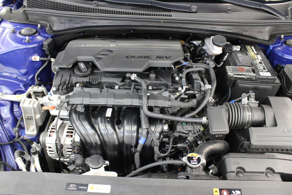 used 2024 Hyundai Elantra car