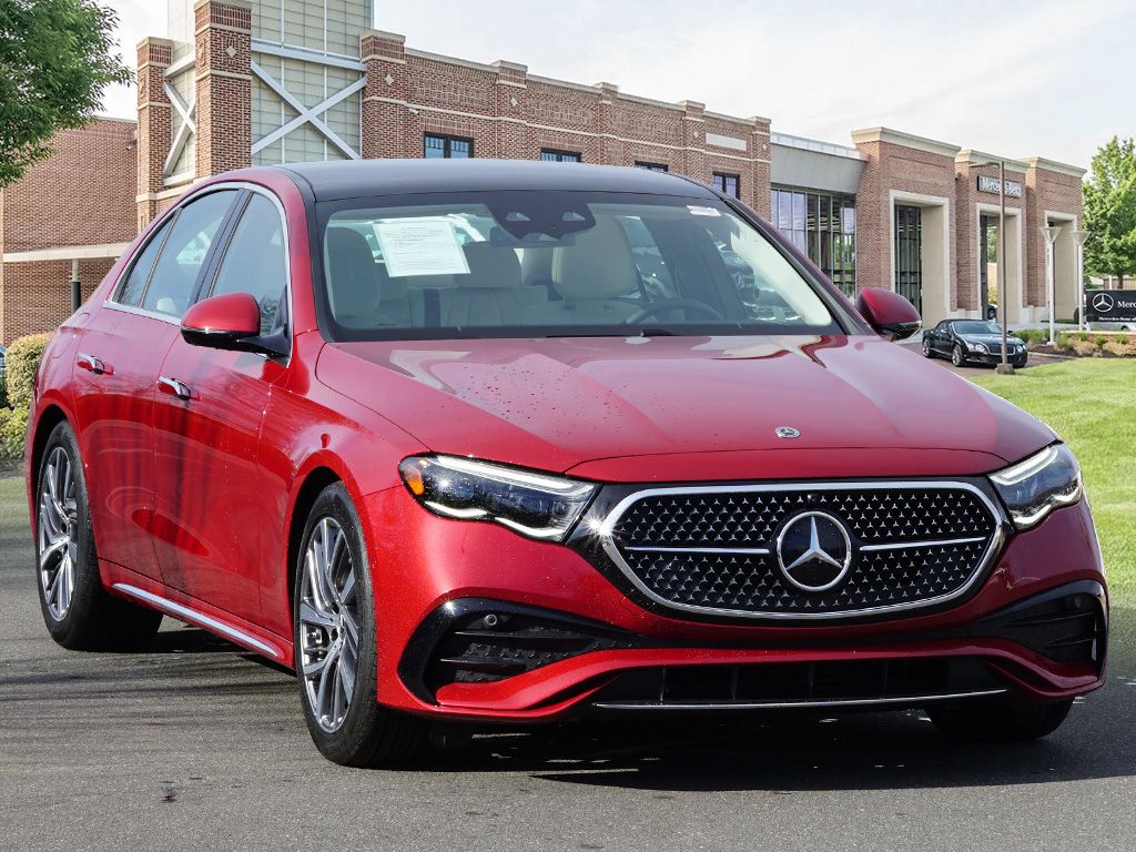 Thumbnail: 2025 Mercedes-Benz E-Class - 3