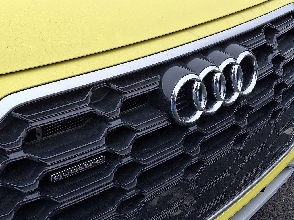 Thumbnail: 2023 Audi Q5 - 4