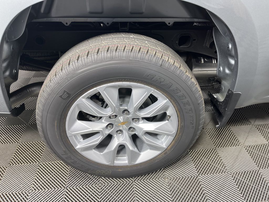 Thumbnail: 2026 Chevrolet Silverado 1500 - 16