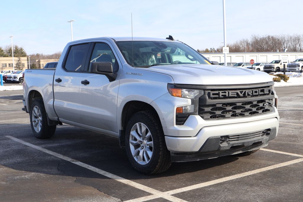 Thumbnail: 2022 Chevrolet Silverado 1500 - 3