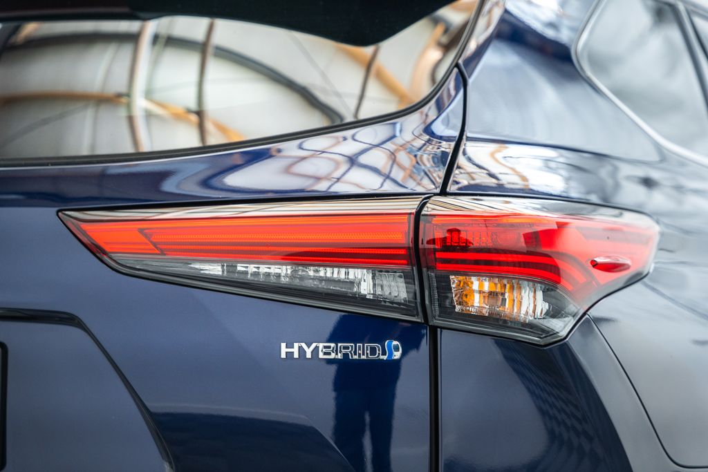 ToyotaHighlander Hybrid8