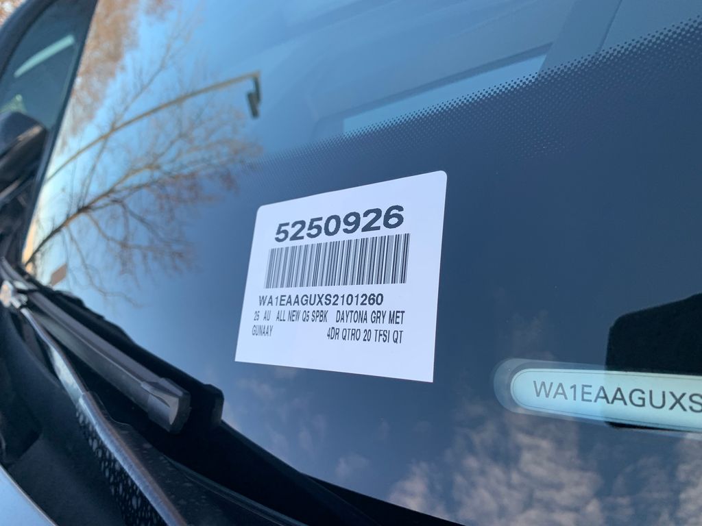 Thumbnail: 2025 Audi Q5 - 8