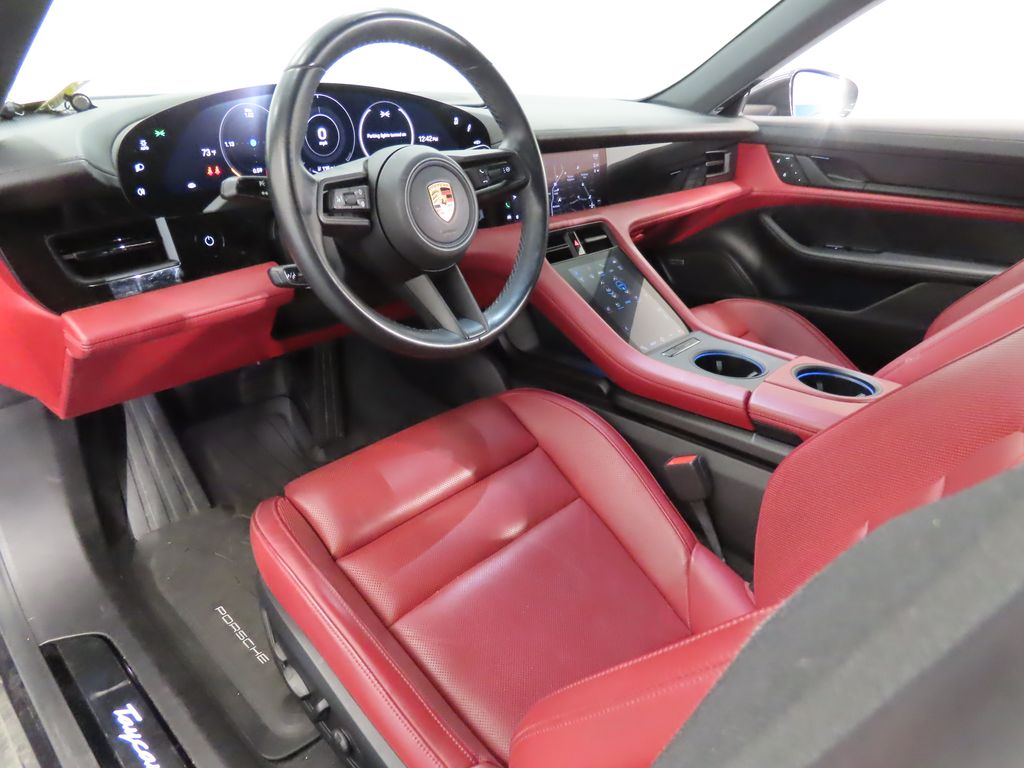 Thumbnail: 2022 Porsche Taycan - 4