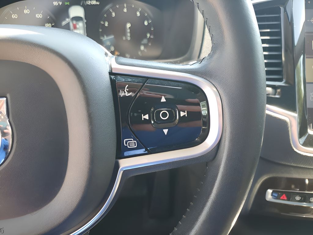 Used Car 2017 Volvo Xc90  T5 Momentum For Sale Under $20,000 In Austin, Texas