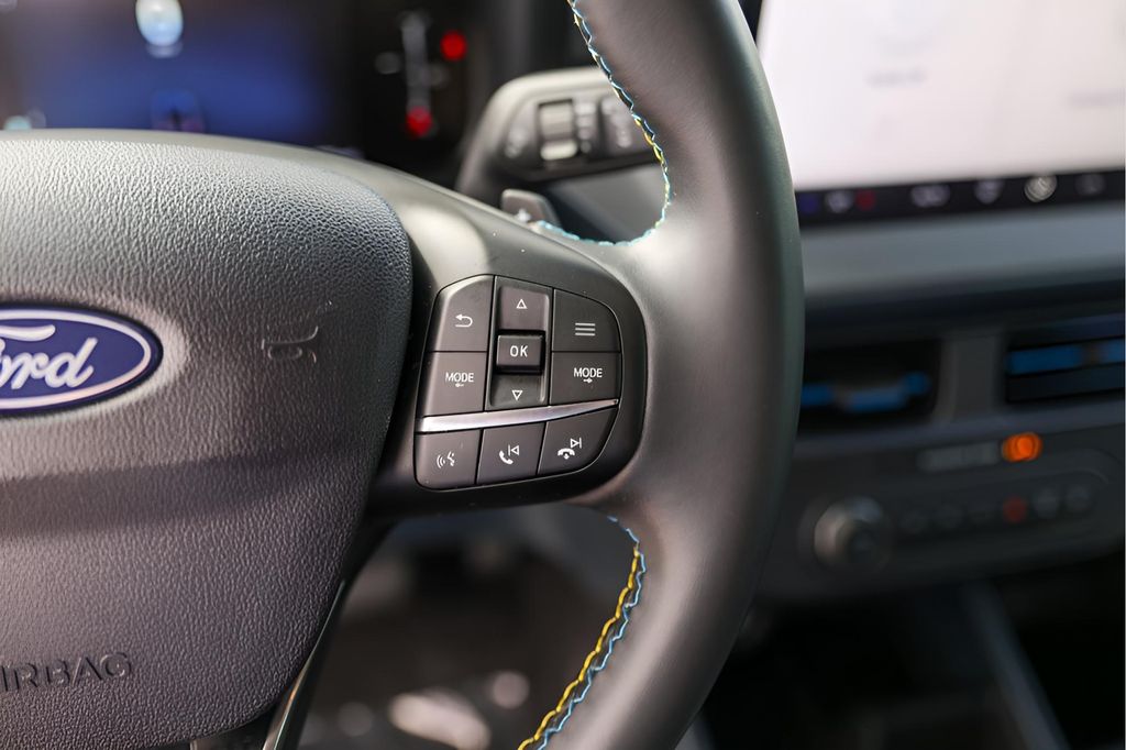 Used Car 2025 Ford Maverick  Lobo Standard For Sale Under $35,000 In Austin, Texas