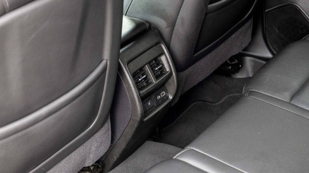 Used 2021 Cadillac XT4 Premium Luxury 4D Sport Utility