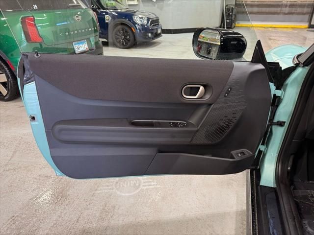 Thumbnail: 2026 MINI Cooper - 10