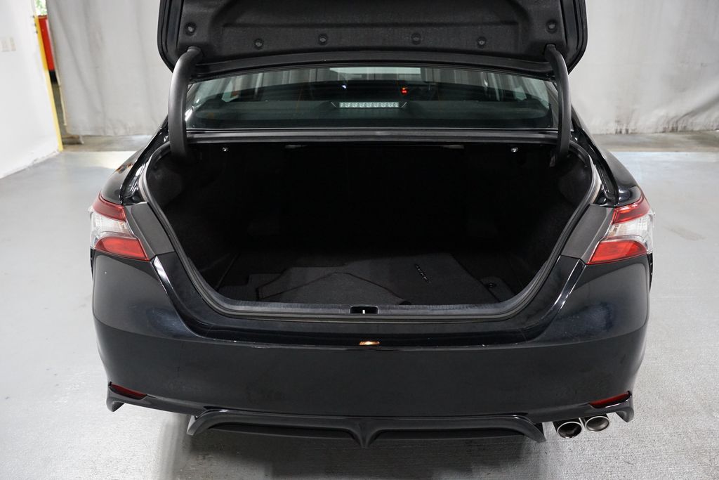 Thumbnail: 2024 Toyota Camry - 32