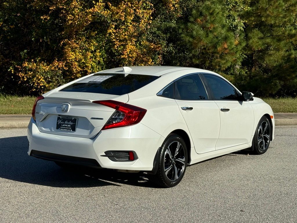 2018 Honda Civic Touring 11