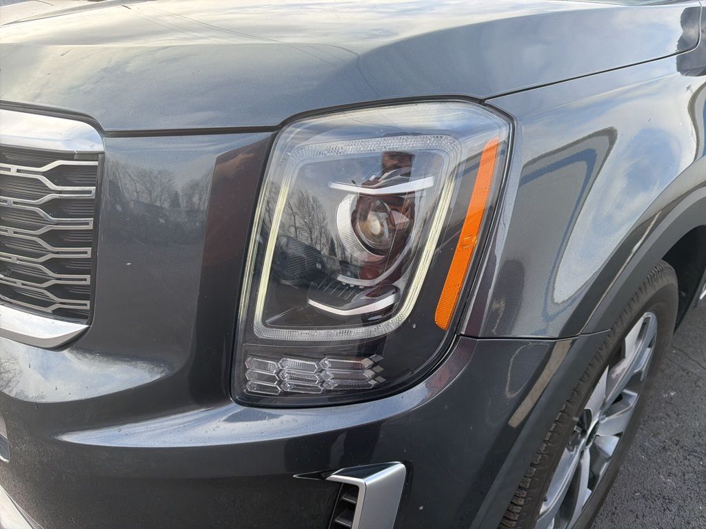 Thumbnail: 2020 Kia Telluride - 9