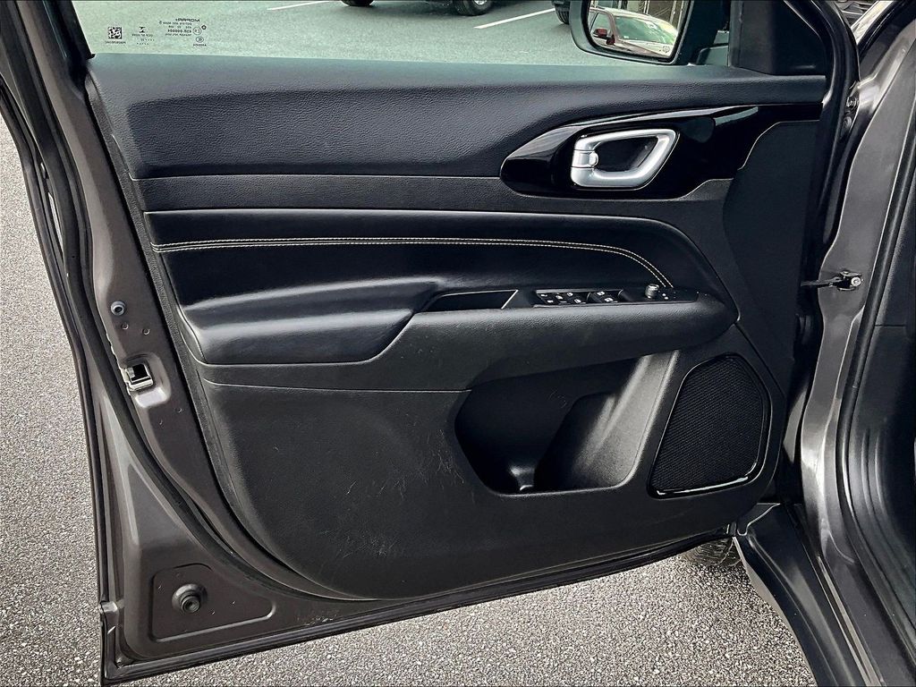 2022 Jeep Compass — photo 9