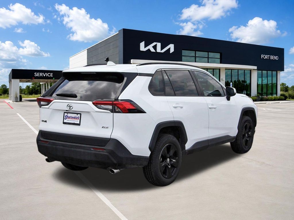 2022 Toyota RAV4 XLE White at Emmons Autoplex