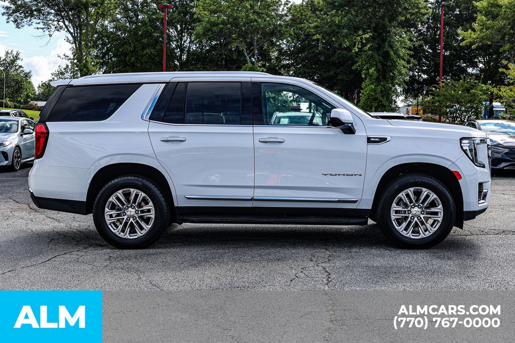 Used 2024 White GMC SLT image 10