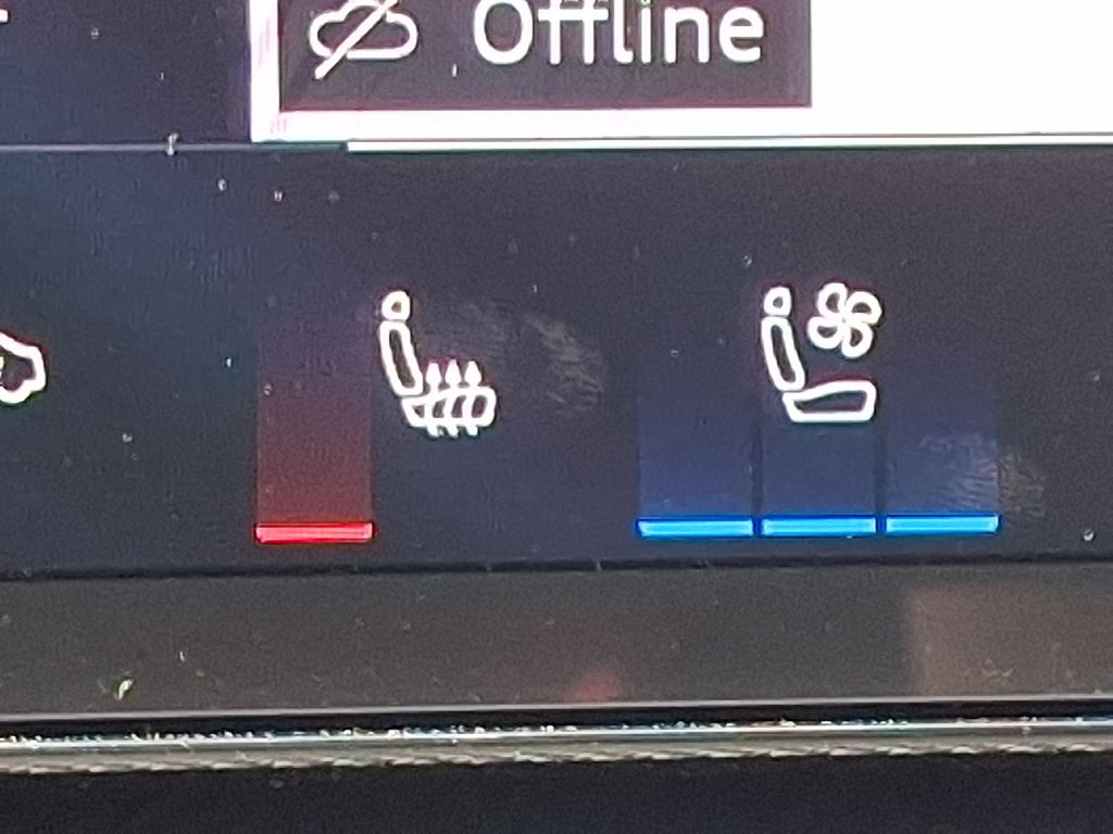 Thumbnail: 2025 Audi SQ5 - 18